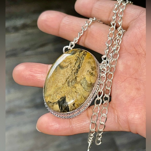 Brown Dendritic Jasper Pendant Necklace - Picture 1 of 14